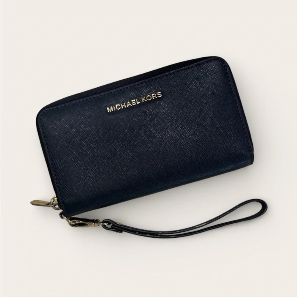 Michael Kors Accordion Zip Around Wallet Wristlet with Gold Hardware